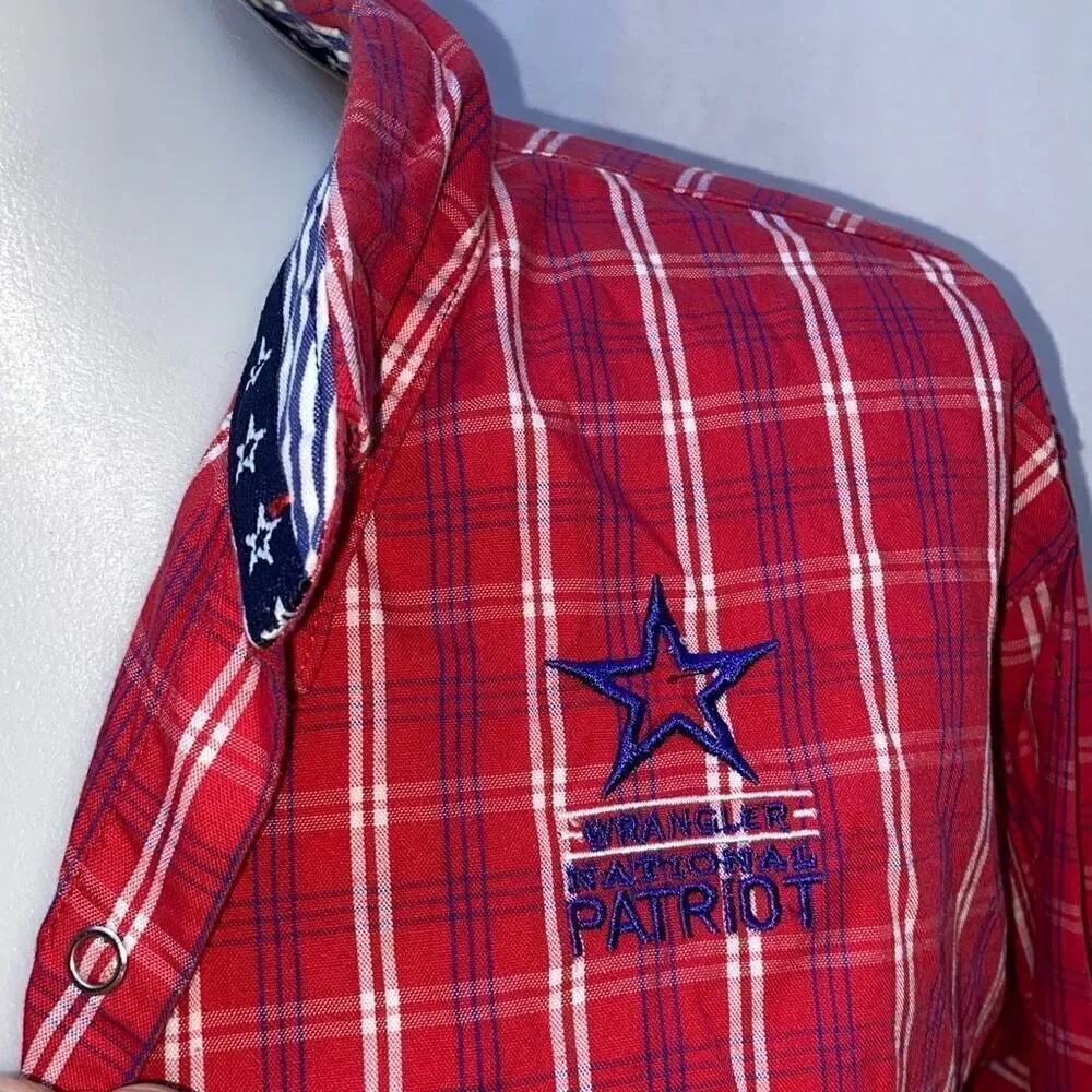 Wrangler National Patriot Red/White/Blue stars button pearl snap shirt - Picture 2 of 10